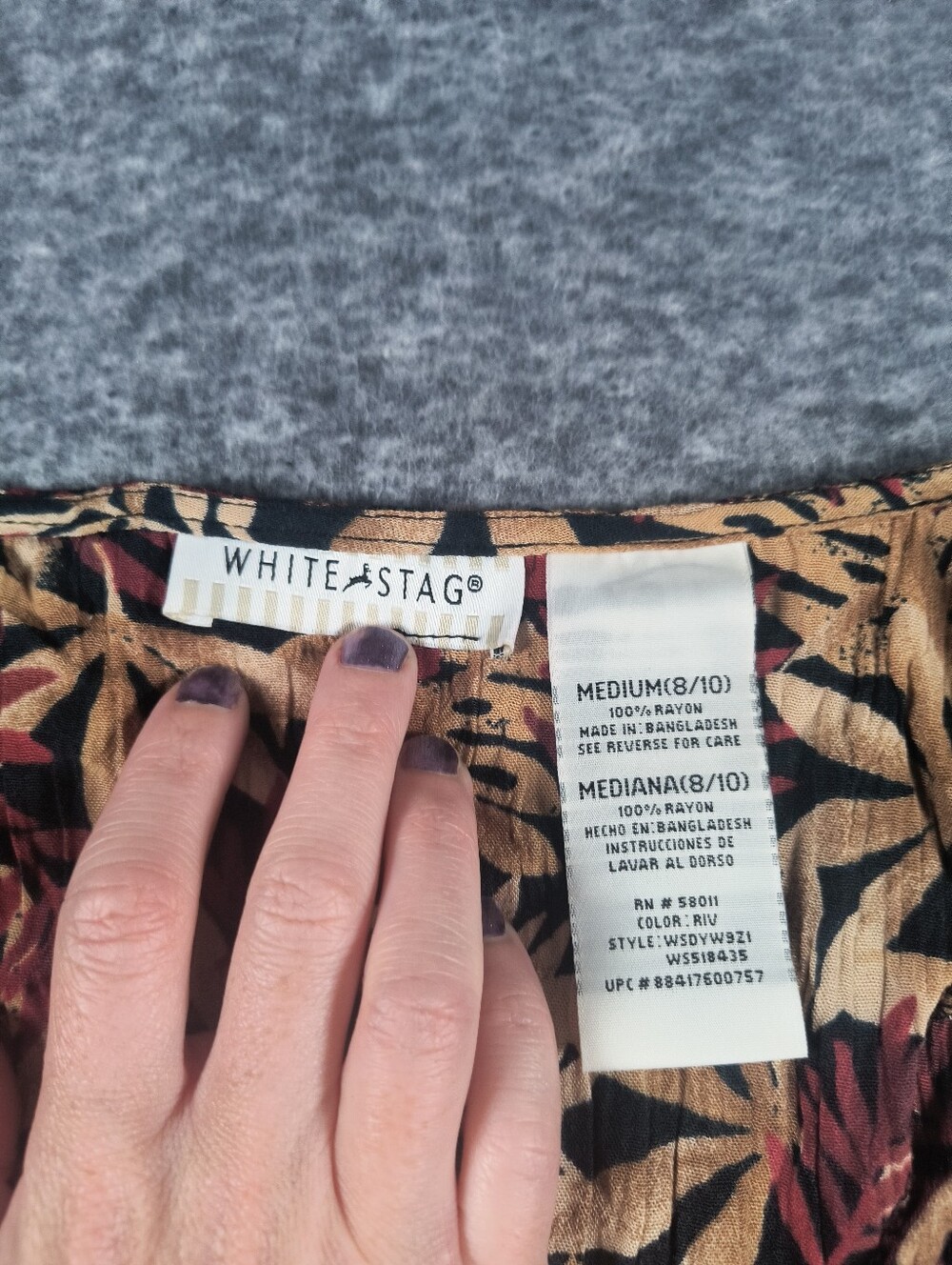🔥Bundle 2 For $7🔥 Vintage white stag crinkle rayon midi dress, women's medium - Picture 2 of 13